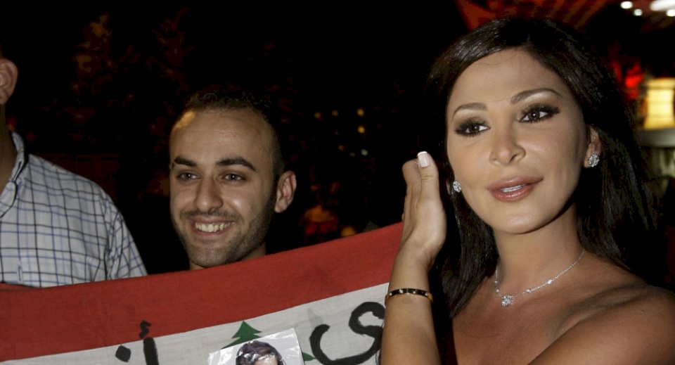 إليسا لحكومة لبنان: يا عيب الشوم!