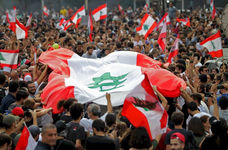 كيف تؤثر احتجاجات لبنان على إسرائيل؟