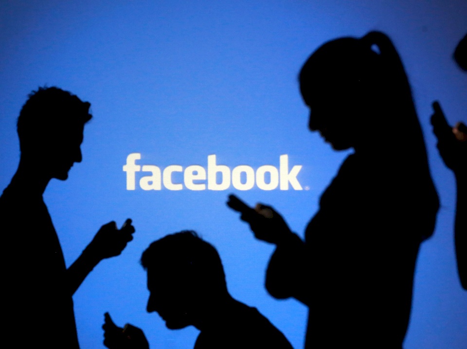 فيسبوك في "ورطة".. والتكاليف بازدياد