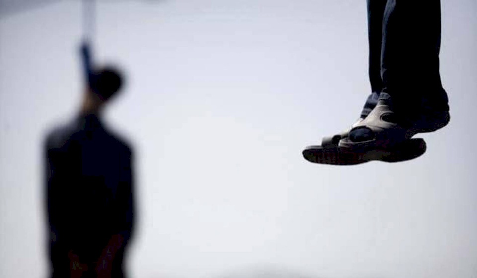 العثور على شاب مشنوقا في العيزرية 