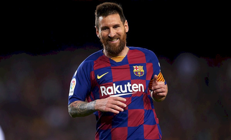 كم يبلغ راتب ليونيل ميسي الشهري؟