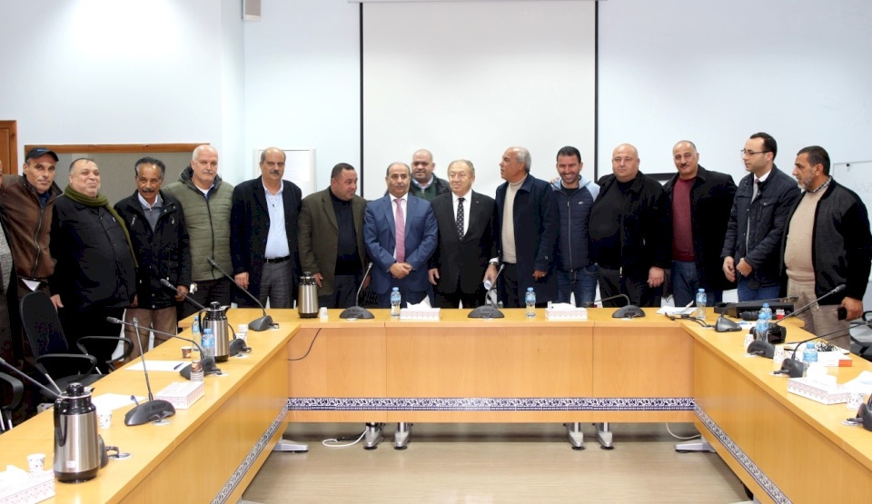 مفاوضات مع إسرائيل لإنهاء قرار حظر تصدير المنتجات الزراعية الفلسطينية