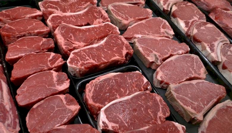 استيراد العجول بعد 40 يوما وأسعار اللحوم ستنخفض