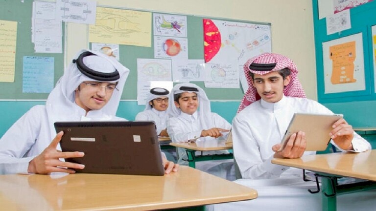 صحيفة عبرية: المنهاج الدراسي السعودي معادٍ لإسرائيل