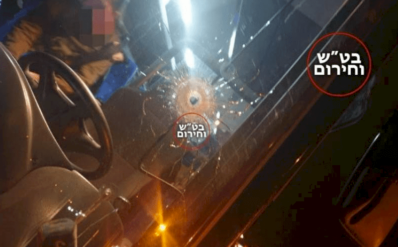 إطلاق نار  على سيارة مستوطن غرب رام الله