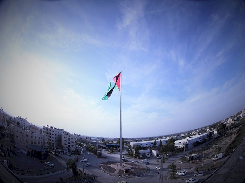 طولكرم مفتوحة والحكومة لم تتخذ قرارا باغلاقها