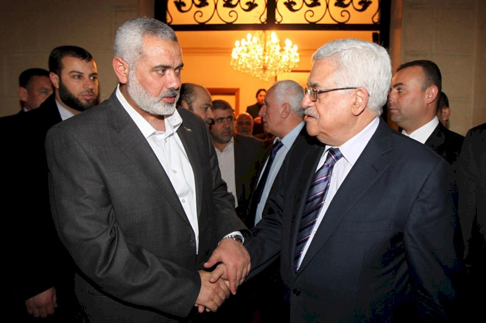 لقاء مرتقب بين الرئيس عباس وقيادة حماس في تركيا 