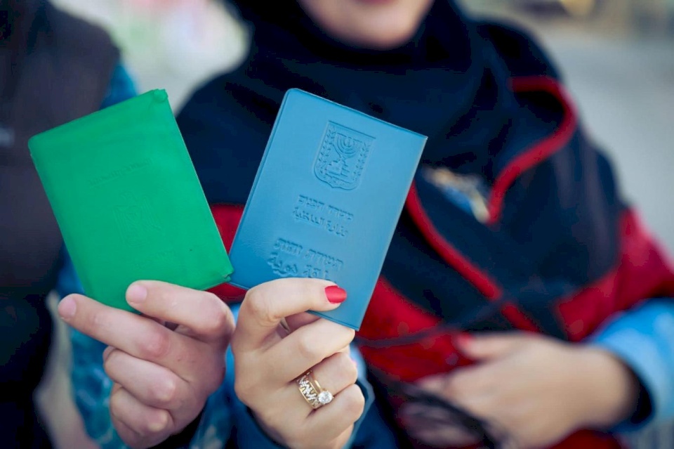 بسبب كورونا- تمديد تأشيرات لم الشمل للفلسطينيين في إسرائيل