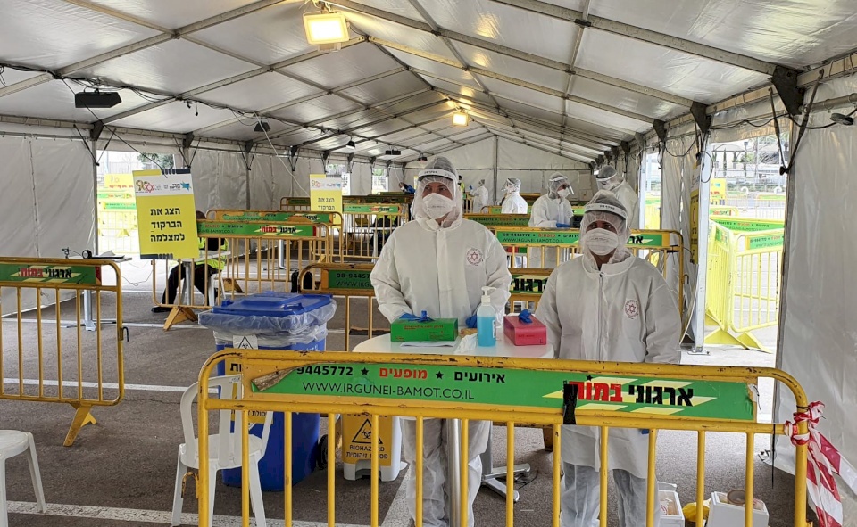 كورونا يقتل 3 إسرائيليين ويصيب  1930