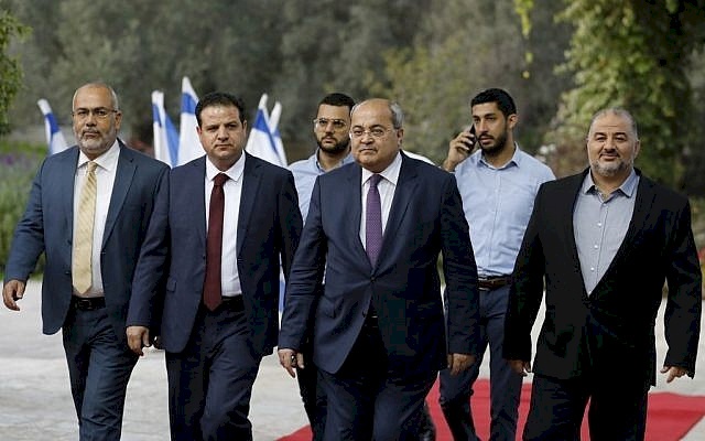 "المشتركة": نحن صوت المعارضة الأقوى ضد غانتس ونتنياهو