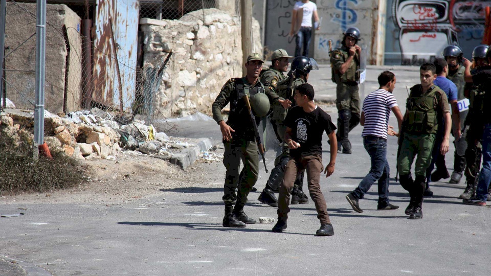 الأمن الفلسطيني يُحبط هجوماً لمسلحين في نابلس
