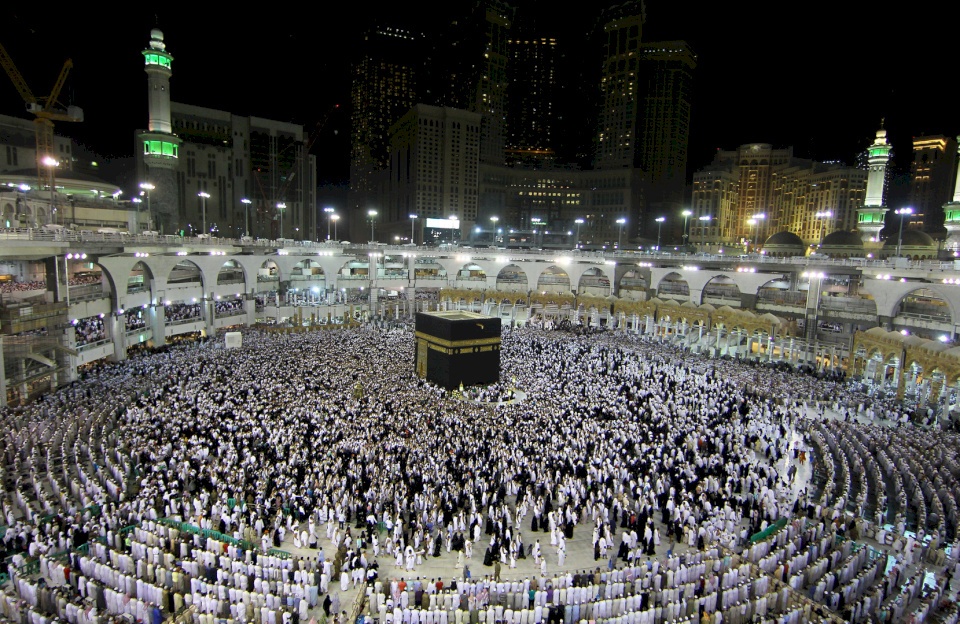 هل ستُمنع صلاة التراويح في السعودية خلال شهر رمضان؟