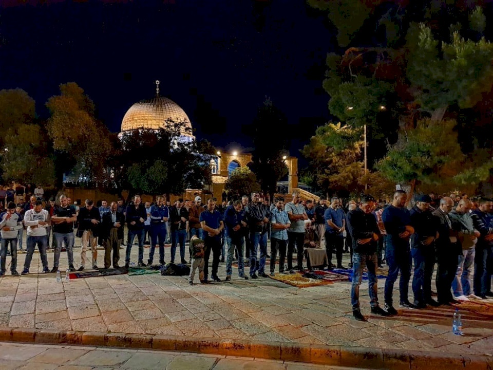 فلسطين.. هل أٌلغيت صلاة التراويح في المساجد؟