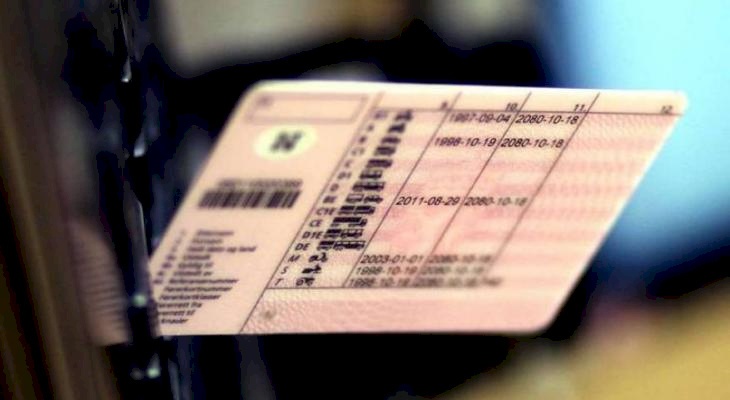 في ظل الإغلاقات- ما مصير الرخص المنتهية للقيادة والمركبات؟