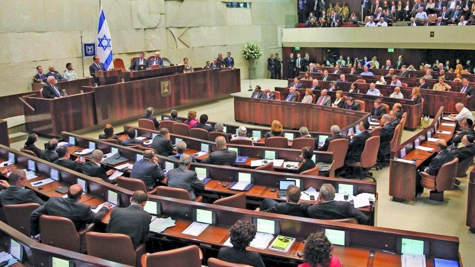 الكنيست يصادق على قانون التناوب على رئاسة الحكومة الإسرائيلية