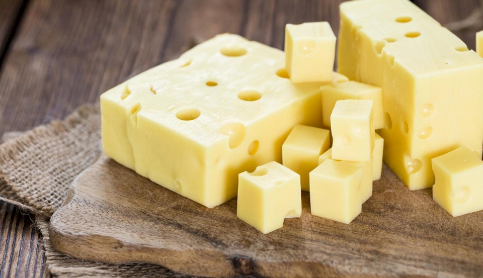 ماذا يعني اشتهاء الجبن أثناء الحمل؟