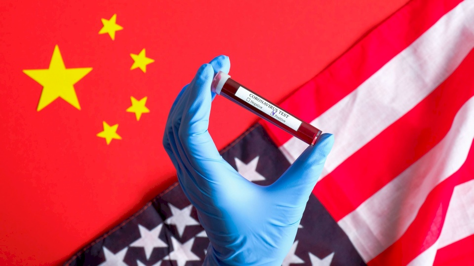 الصين تُفجر مفاجأة عن مختبر ووهان .. وتفند 24 "كذبة" أمريكية حول الفيروس