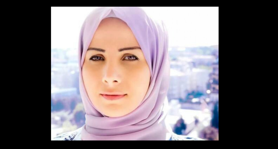وفاة الإعلامية السورية مها الخطيب بعد عام من صراعها مع المرض