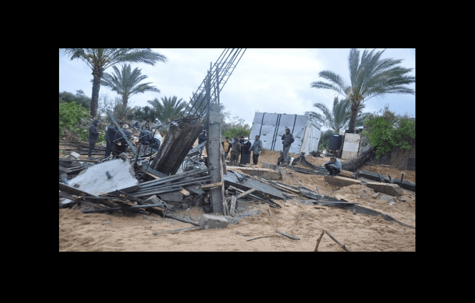 فيديو: حماس تهدم منزلا قيد الإنشاء لعائلة شعث في خان يونس  