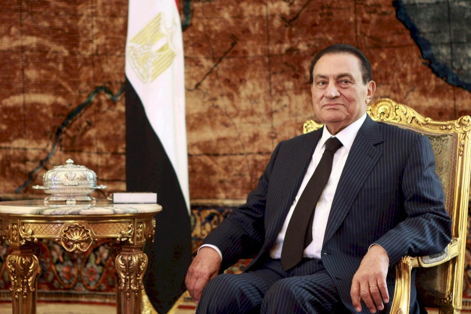 صحفي مصري يكشف عن سؤال رفض مبارك الإجابة عنه