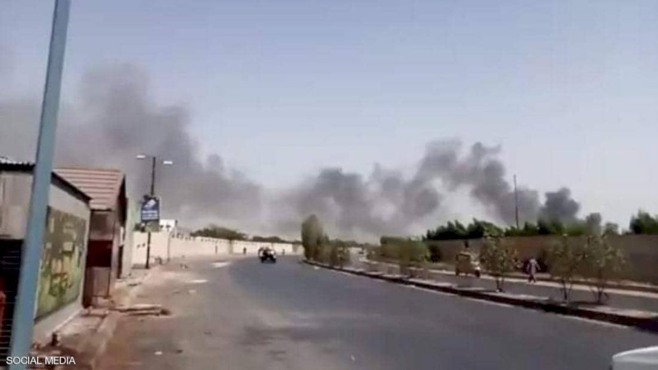 فيديو- تحطم طائرة على متنها 107 ركاب فوق حي مكتظ بالسكان في باكستان