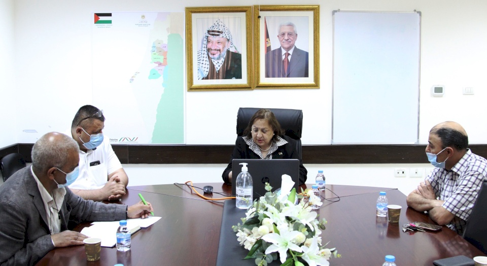 اللجنة الوبائية ترفع توصياتها بخصوص كورونا لرئيس الوزراء