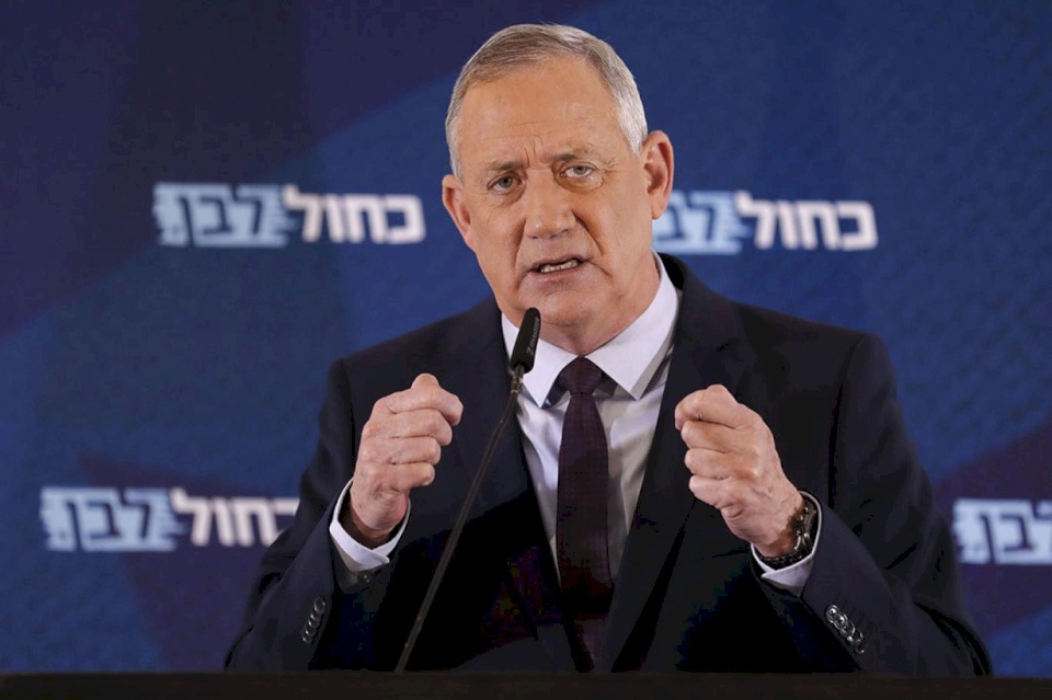 حزب غانتس يعلن رفضه خطوة الضم بشكل أحادي