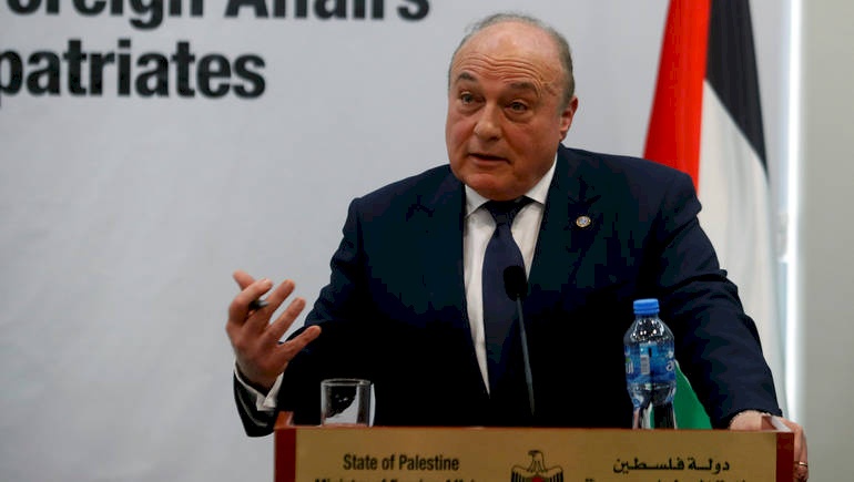 وزير المالية ينفي تصريحات منسوبة له بخصوص رواتب الموظفين