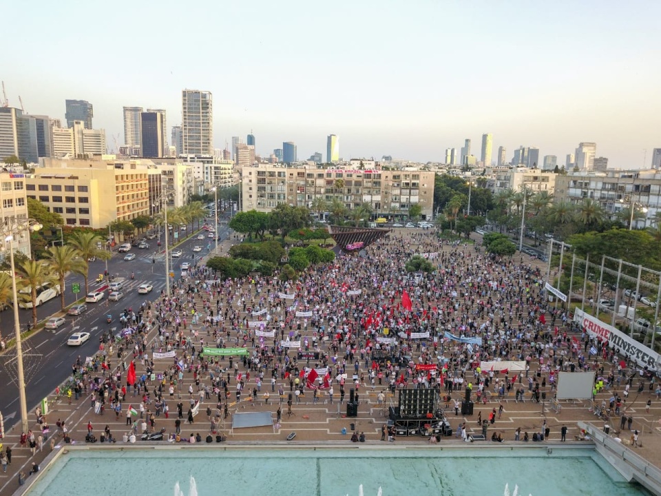 تظاهرة حاشدة في تل أبيب رفضا لمخطط ضم أراضٍ فلسطينية