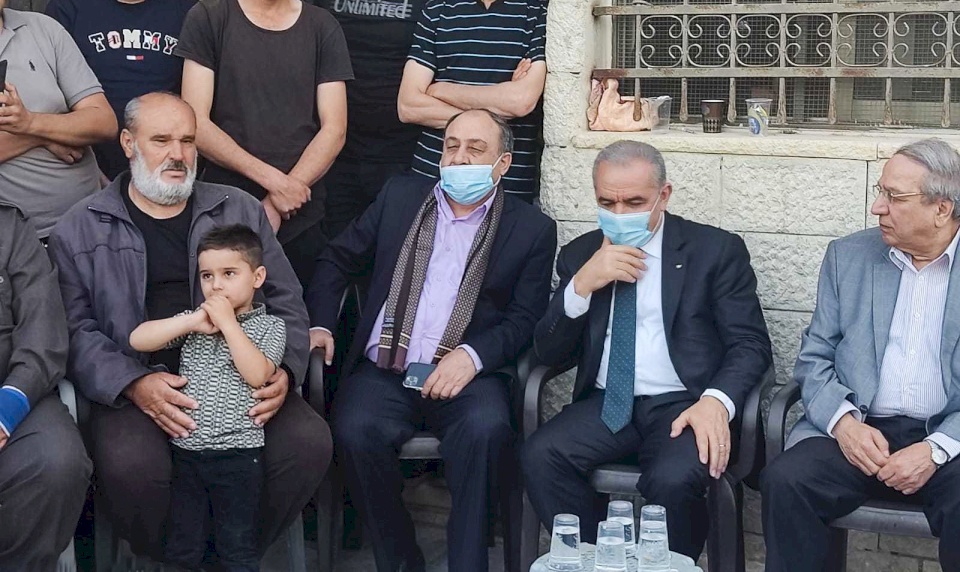 اشتية عن جريمة "حوارة": القانون سيأخذ مجراه 