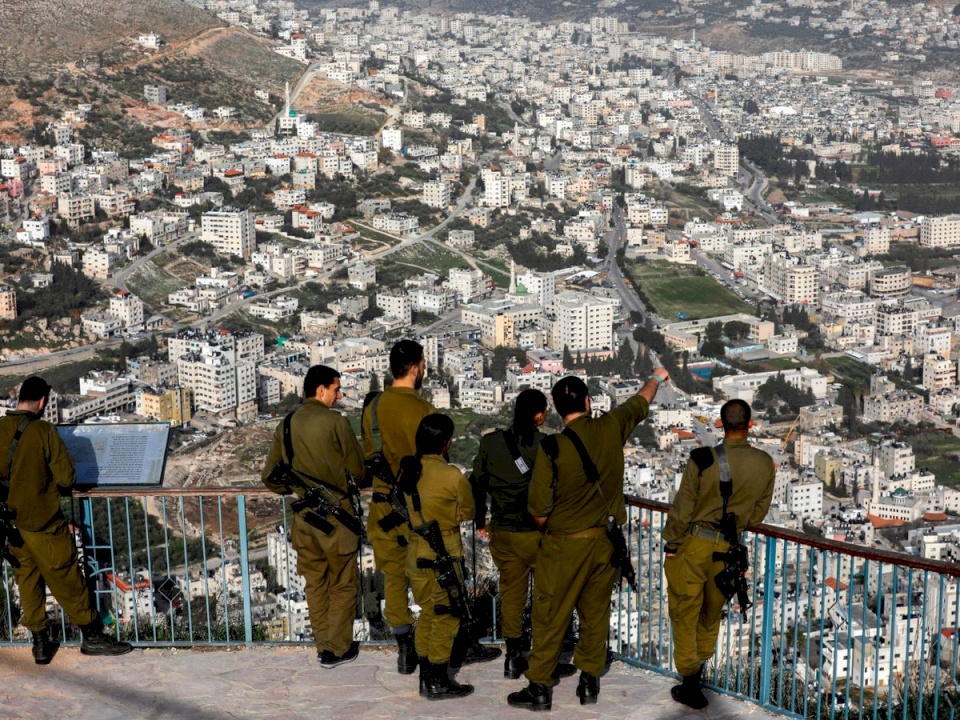 أمريكا ترحب بضم إسرائيلي "محدود" في الضفة