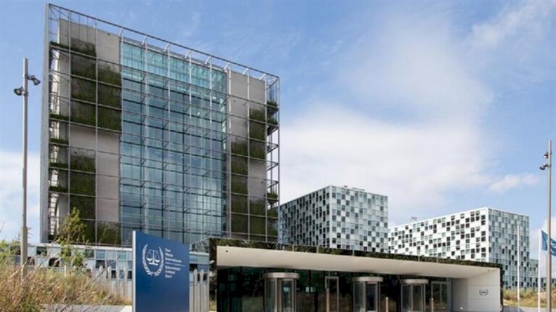 دونالد ترامب يفرض عقوبات على مسؤولين بالمحكمة الجنائية الدولية