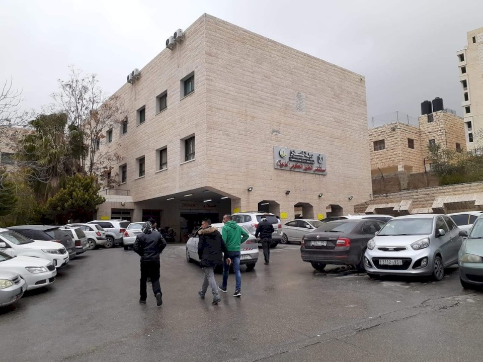 إغلاق عدة أقسام بمستشفى الخليل الحكومي "مؤقتا" للتعقيم