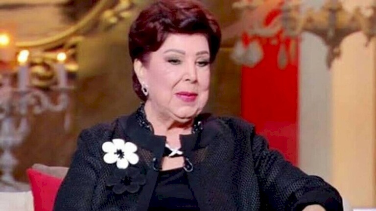 بصورة نادرة.. ابنة الفنانة رجاء الجداوي تصرخ: يا رب!