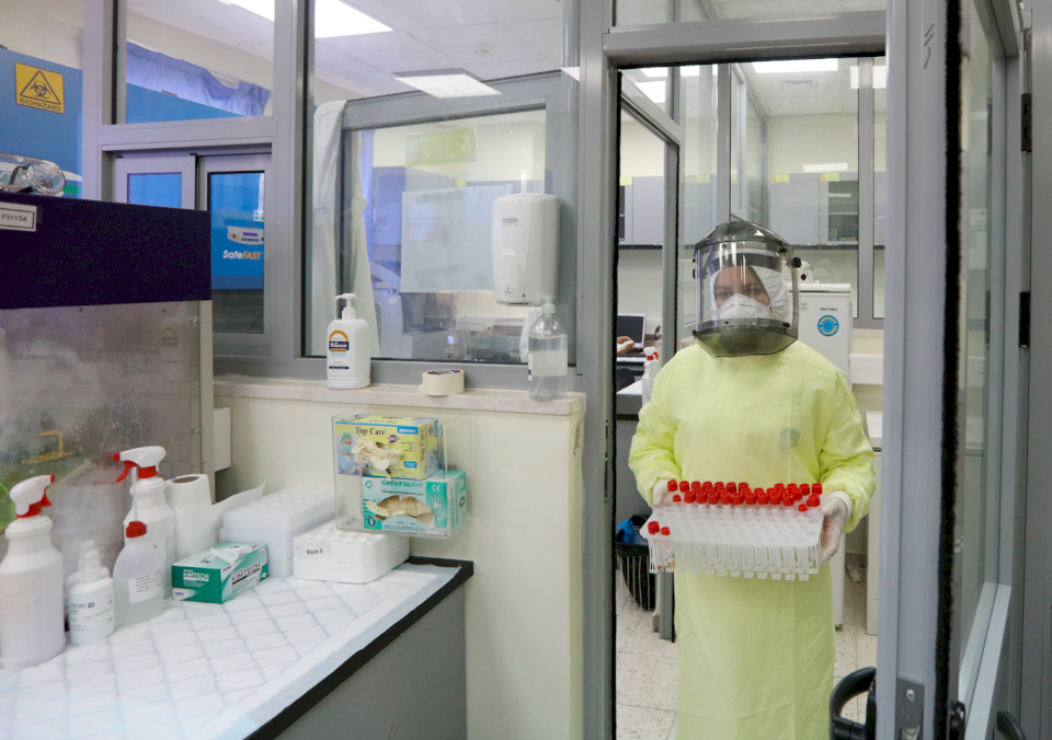 وزيرة الصحة: 3 حالات وفاة و498 إصابة بكورونا و112 حالة تعافٍ