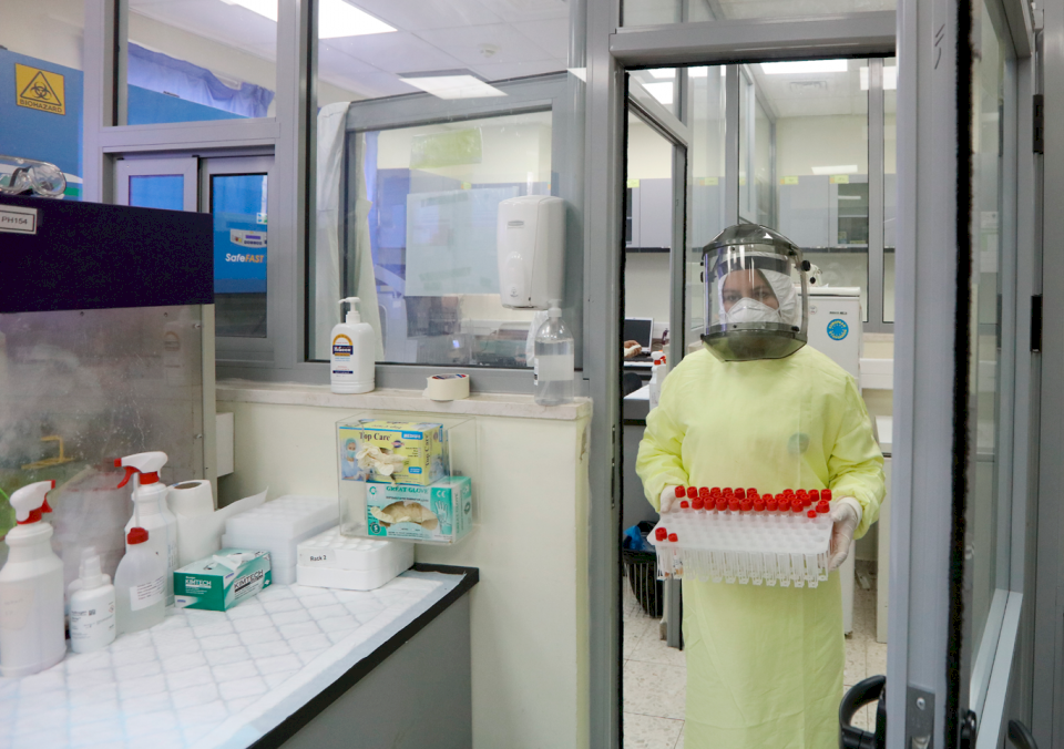 كورونا يضرب بعنف- 33 إصابة جديدة صباح اليوم في الخليل ونابلس