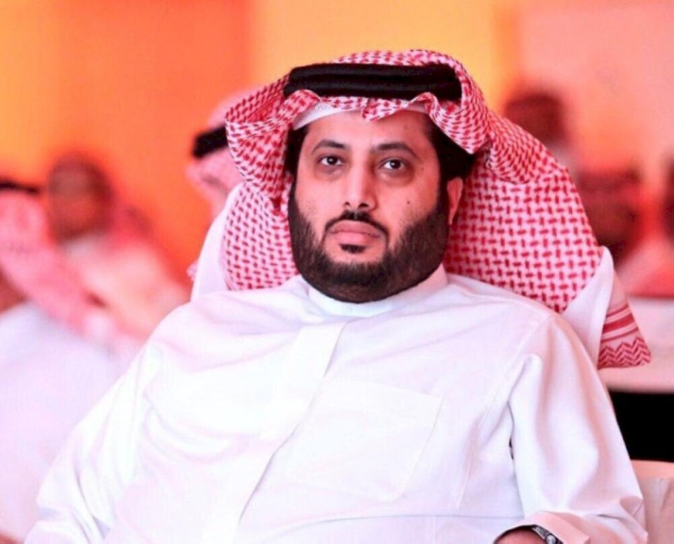 تركي آل الشيخ: ما زلت في صراع مع المرض ولن أدير ظهري له