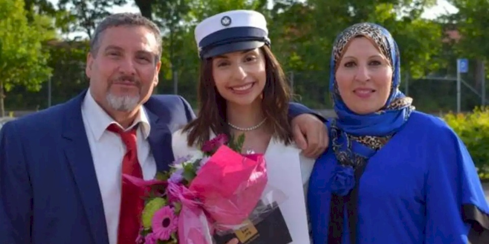 الدنمارك.. فلسطينية تحصل على "أعلى معدل" بالثانوية العامة