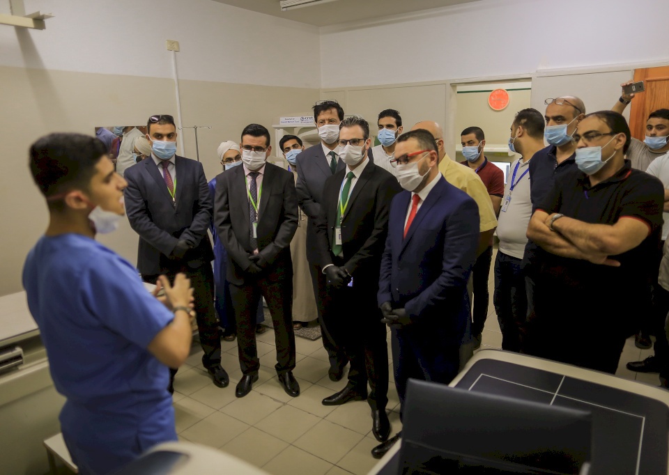 جوال تدعم مجمع الصحابة الطبي بجهاز فحص كثافة العظم DEXA