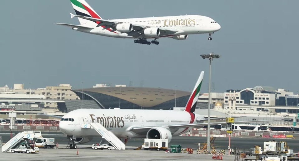 طيران الإمارات تعتزم تسريح 9000 موظف