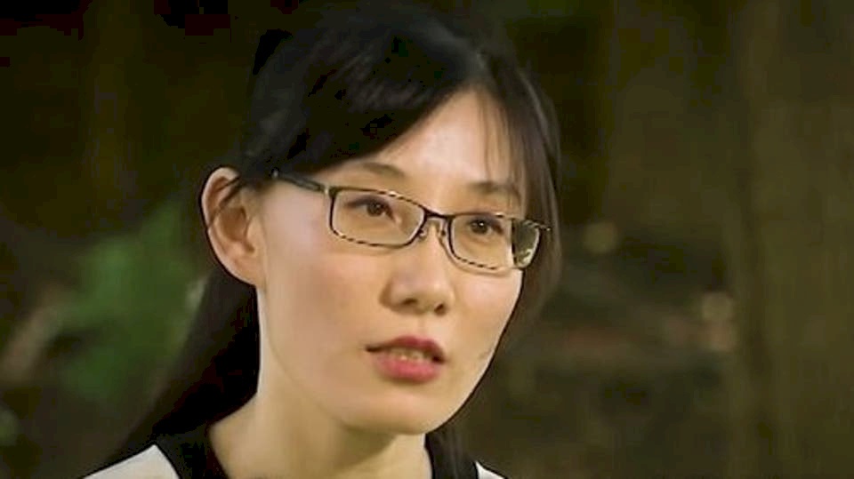 عالمة صينية هاربة تفجر مفاجأة حول (كورونا).. قد نختفي