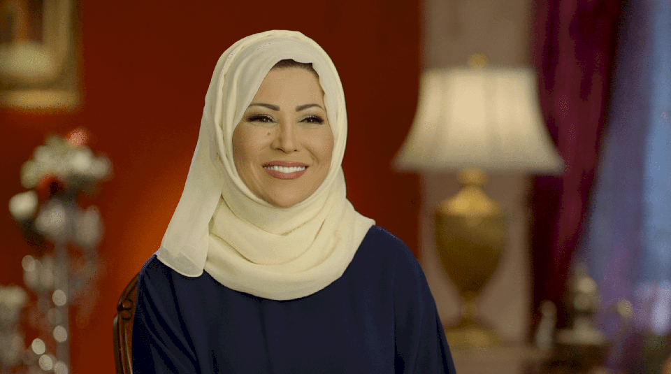 بعد استكمال علاجها: خديجة بن قنة تعود لشاشة الجزيرة