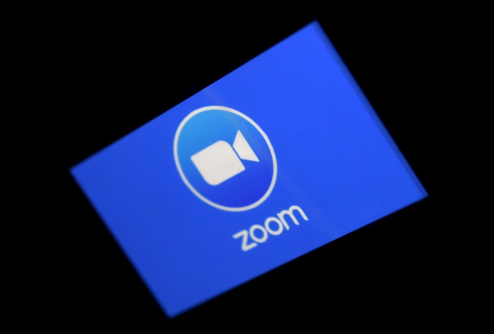 تحذيرات من ثغرة خطيرة تهدد مستخدمي Zoom