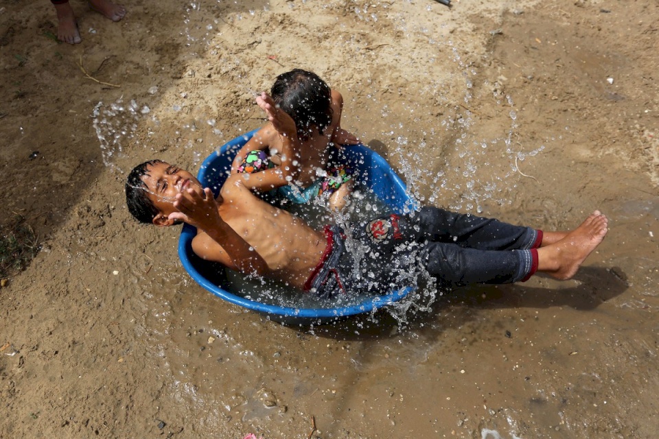الطقس: أجواء شديدة الحرارة