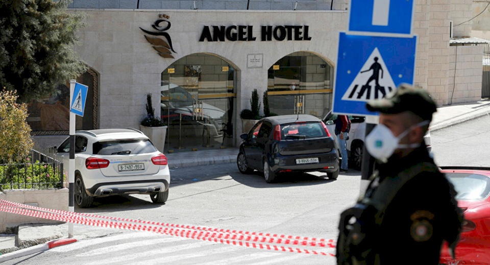 صورة: تعافي أكبر مصابة بفيروس كورونا في فلسطين