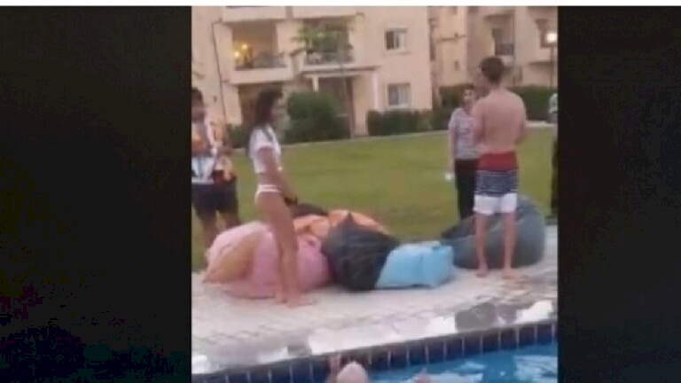 البرلمان المصري يدخل على خط أزمة "المايوه الشرعي"