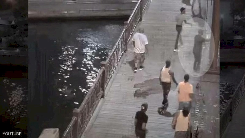 الشرطة الأمريكية تنشر فيديو "حرب شوارع" أسفرت عن قتلى وجرحى بشيكاغو