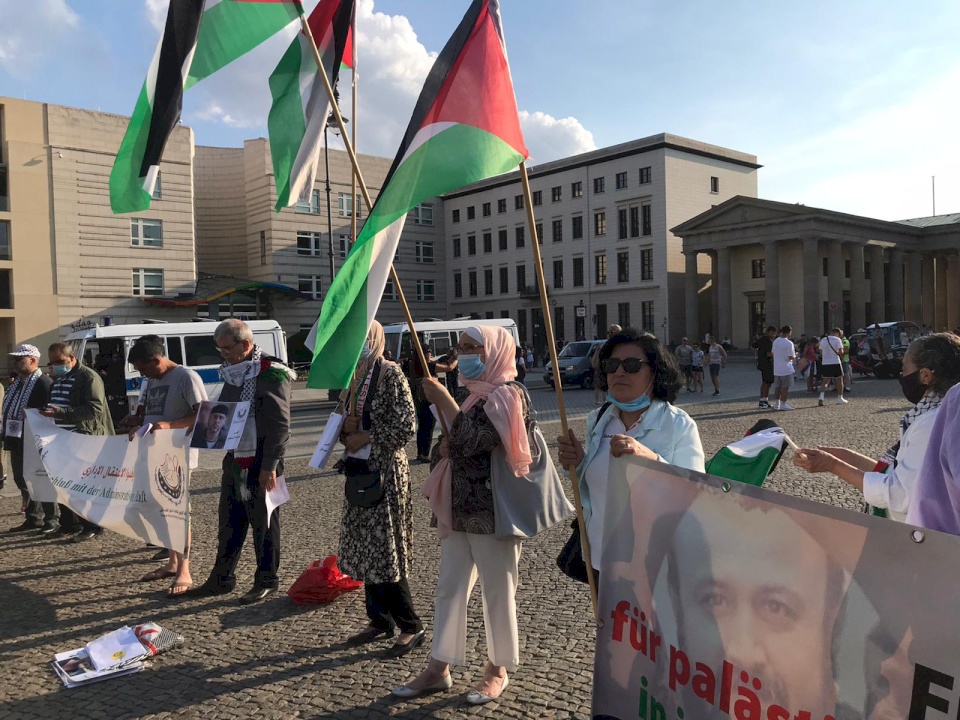 صور: مؤسسات المانية وفلسطينية تتضامن مع اسرى فلسطين