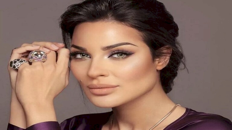 إصابة نادين نجيم بانفجار بيروت وخضوعها لعملية جراحية 