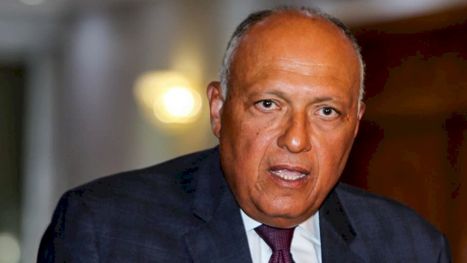 وزير خارجية مصر: سنوفر جسرا بحريا لإعادة إعمار بيروت